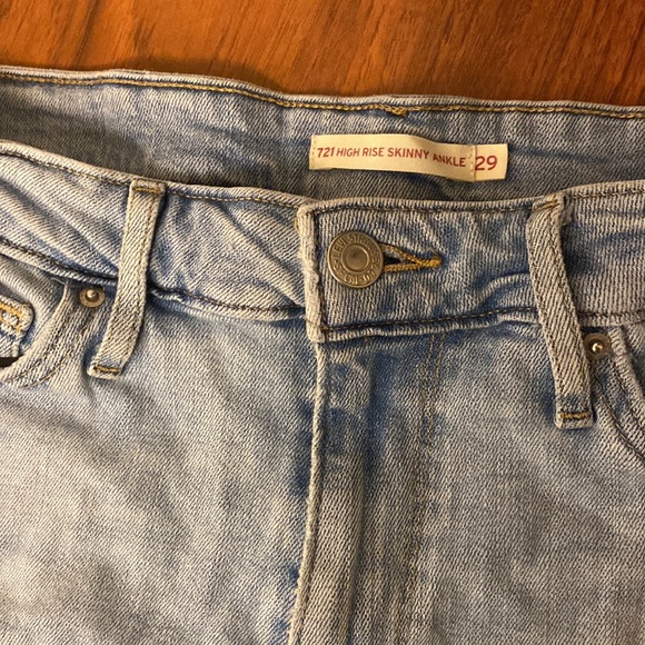 Levi’s 721 high rise, skinny ankle jeans, size 29 - Picture 4 of 5